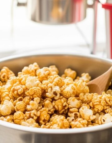 fresh batch of caramel popcorn in a kitchen bowl